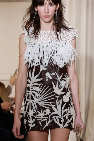 Look 27